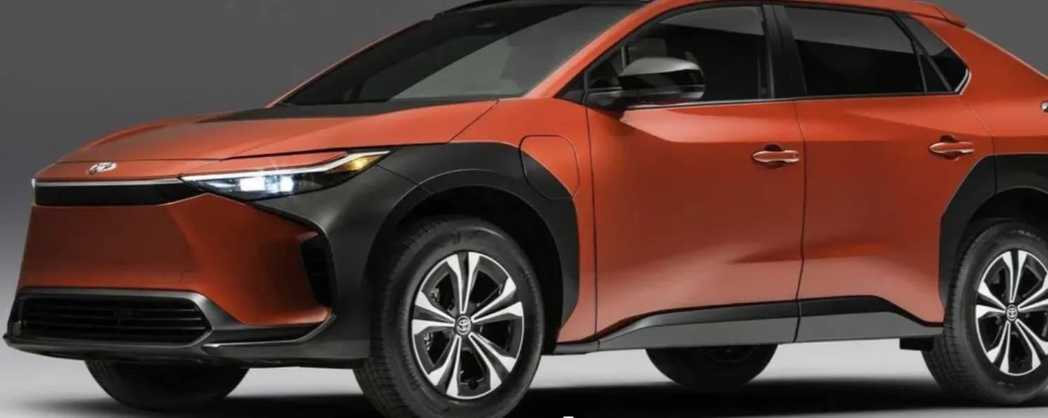 mobil listrik toyota