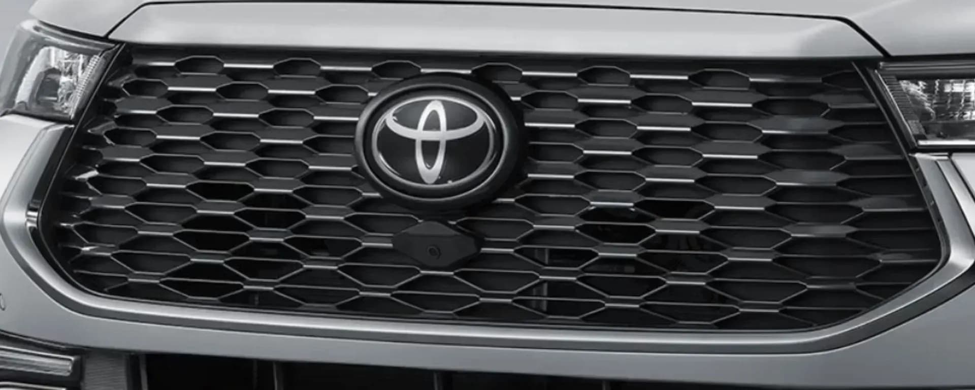 Toyota Innova Zenix Hybrid