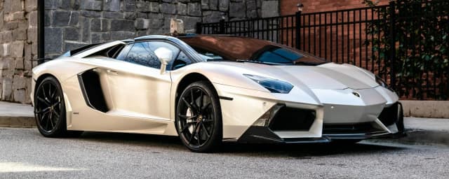 harga mobil lamborghini