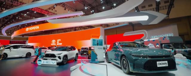 line up mobil toyota di GIIAS 2025 