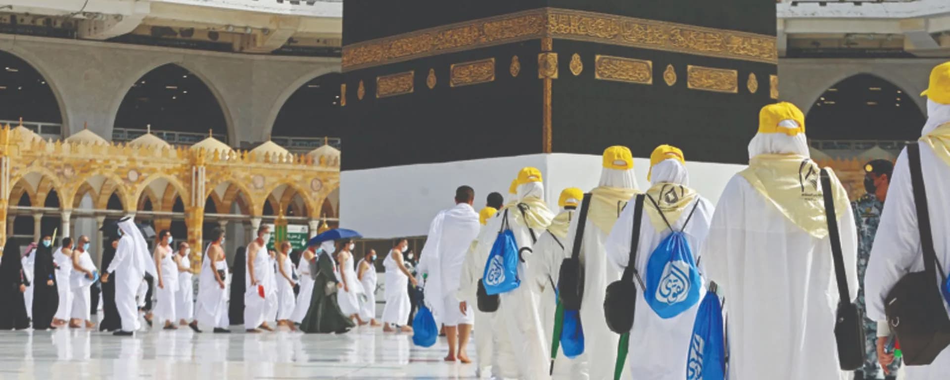 perbedaan haji furoda dan haji plus
