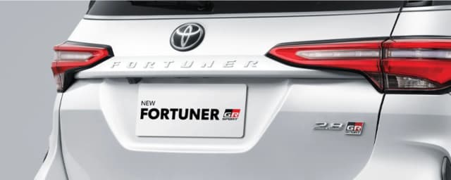 Toyota Fortuner GR Sport 