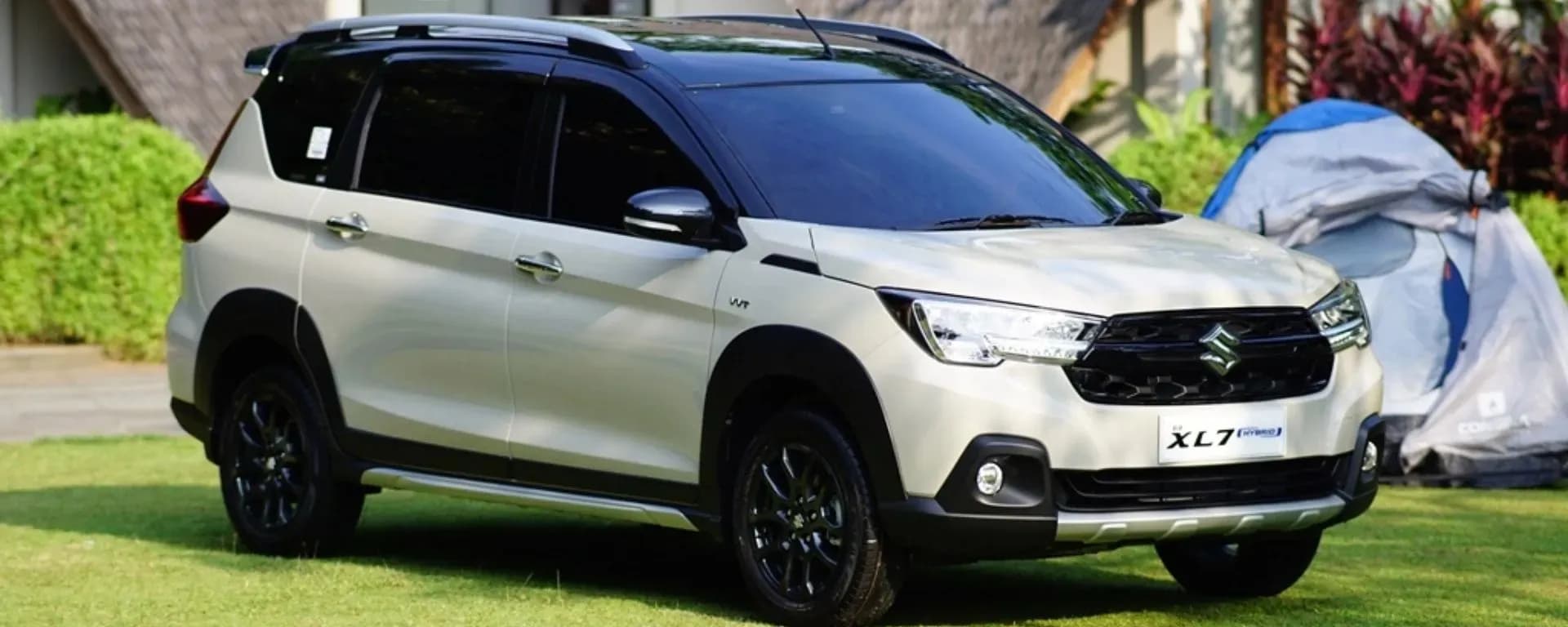 Suzuki XL7 Hybrid Alpha Kuro 