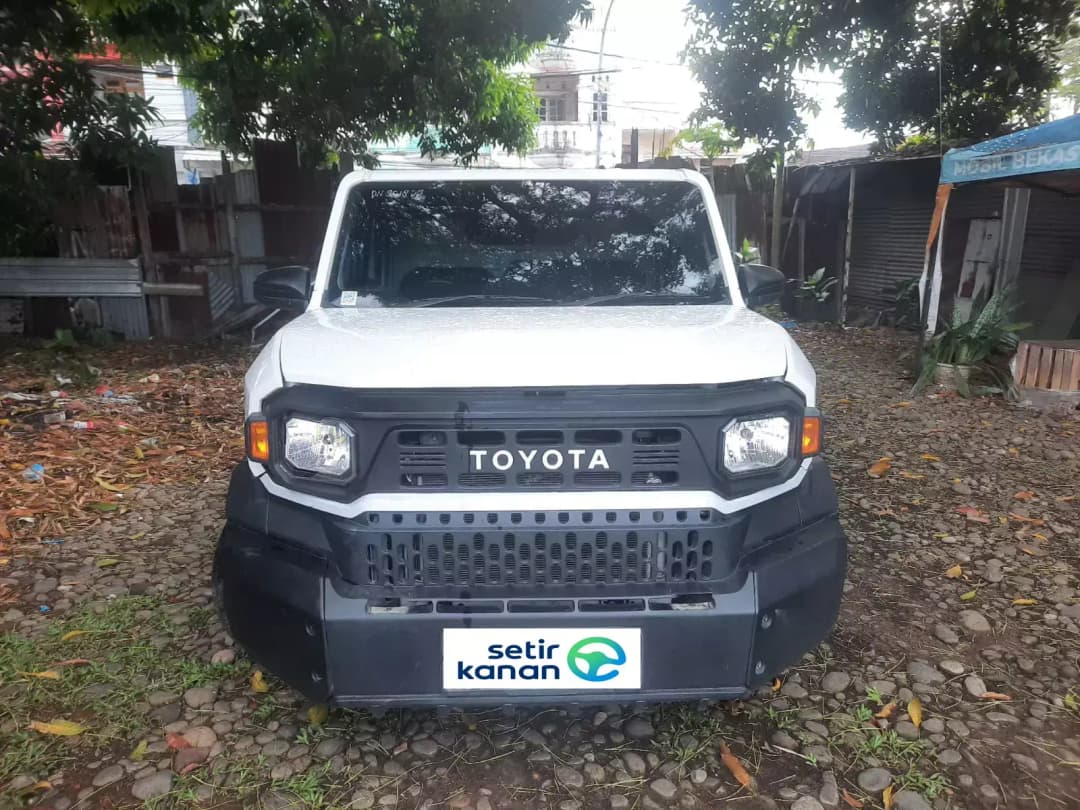 2025 TOYOTA PU 2.0 GAS STD RANGGA