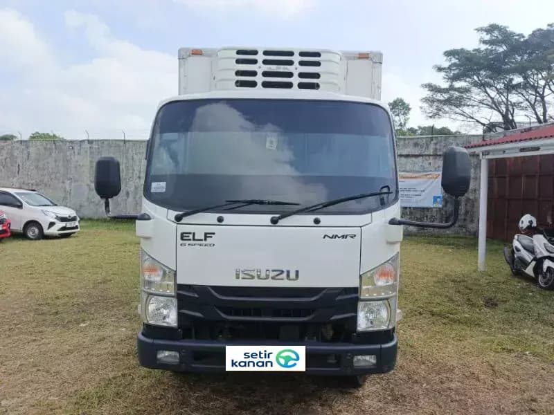 2025 ISUZU NMR L E4+FRZR ELF