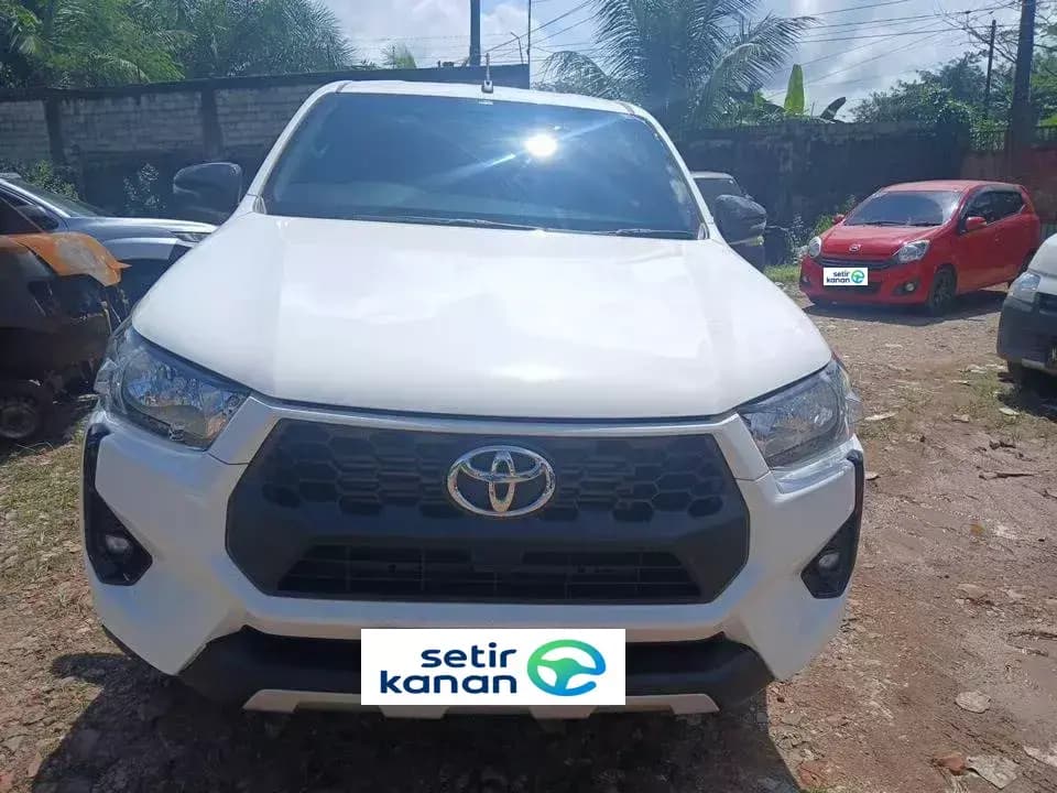 2025 TOYOTA DC 2.4 G M/T DIESEL ALL NEW HILUX