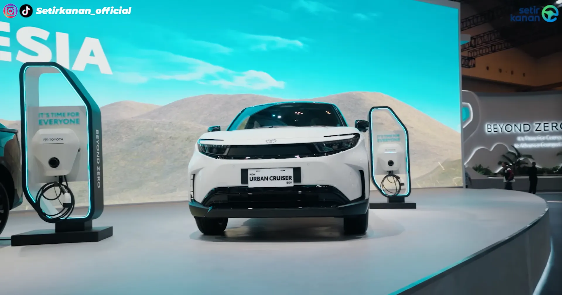 line up mobil toyota di GIIAS 2025