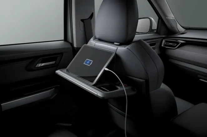 Mitsubishi Destinator