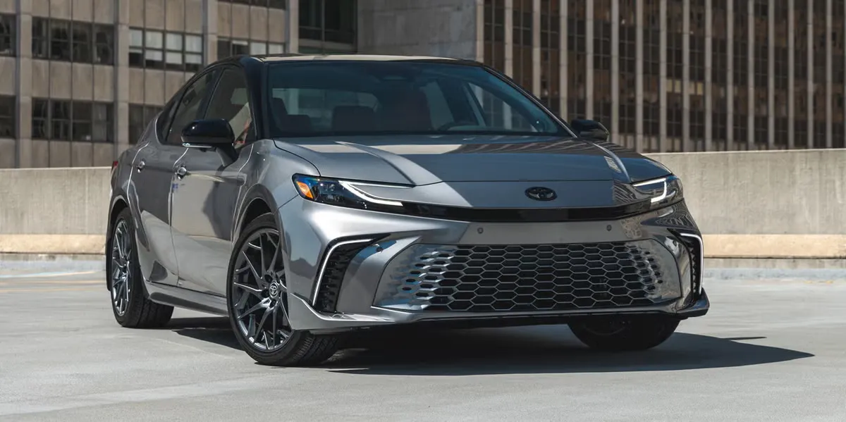 pajak toyota camry
