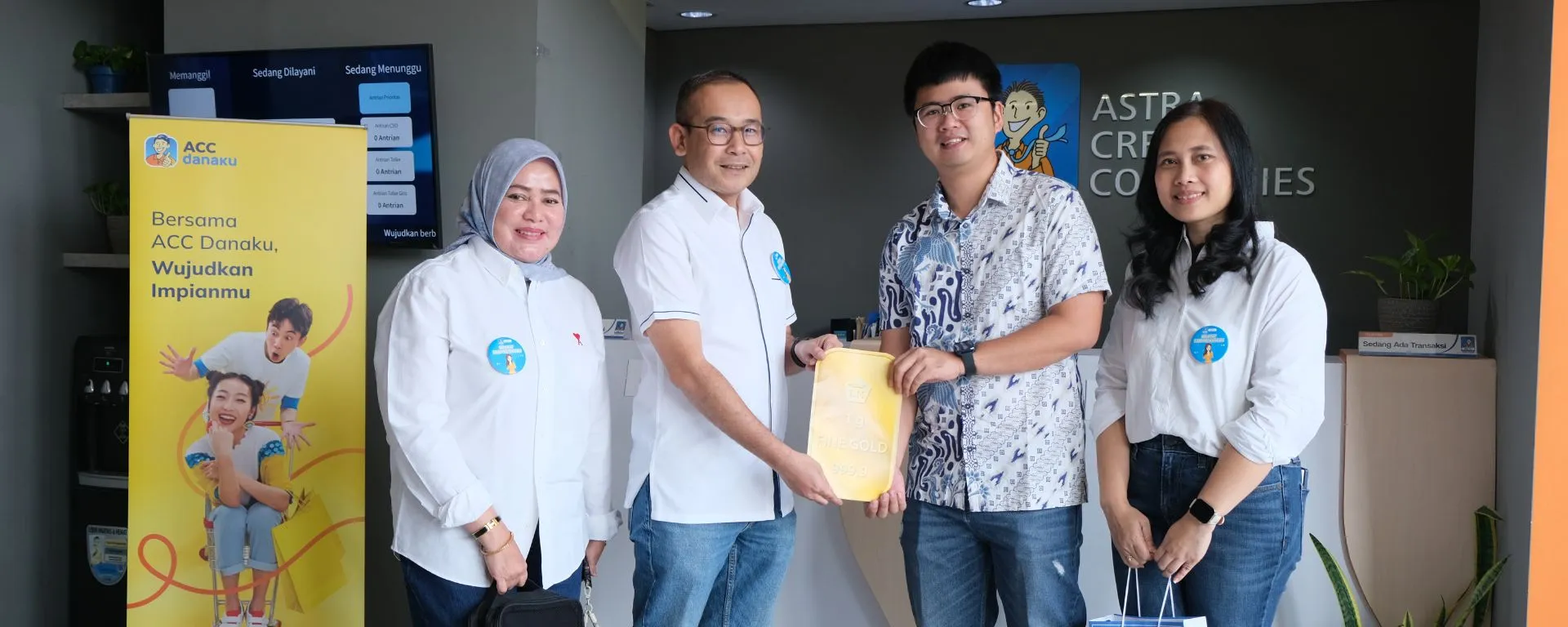 ACC Bagi-Bagi Emas dan Diskon Angsuran