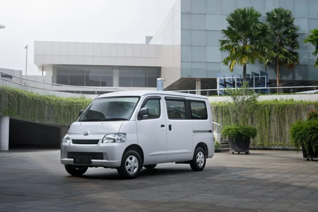 harga mobil gran max minibus baru