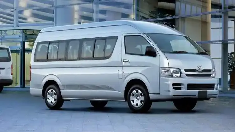 Mobil Travel Terbaik – HiAce, Innova, Avanza MT Cocok untuk Bisnis |  Auto2000 | Auto 2000
