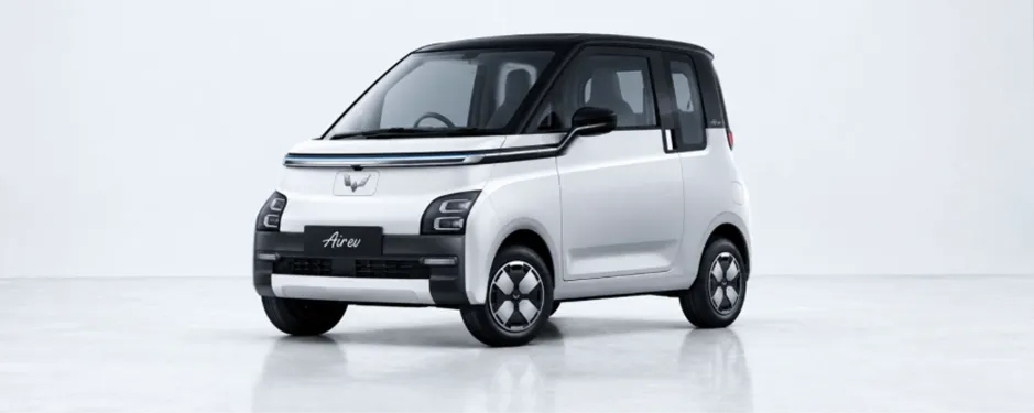 Title: Wuling Air EV mobil listrik mungil dengan desain modern untuk mobilitas perkotaan - Description: Wuling Air EV mobil listrik mungil dengan desain modern untuk mobilitas perkotaan
